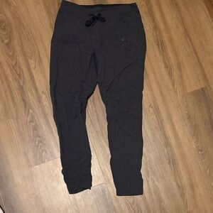 Women's Black Capris